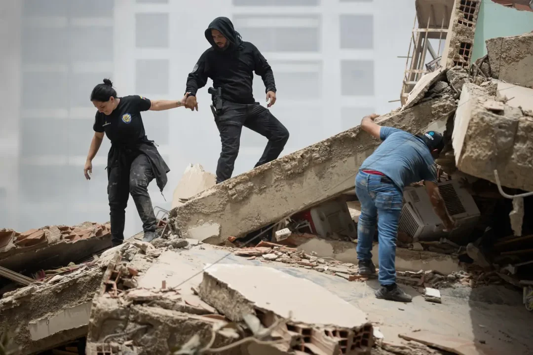 Suben a 188 los muertos en Venezuela y a 1,520 los heridos tras dos fuertes terremotos