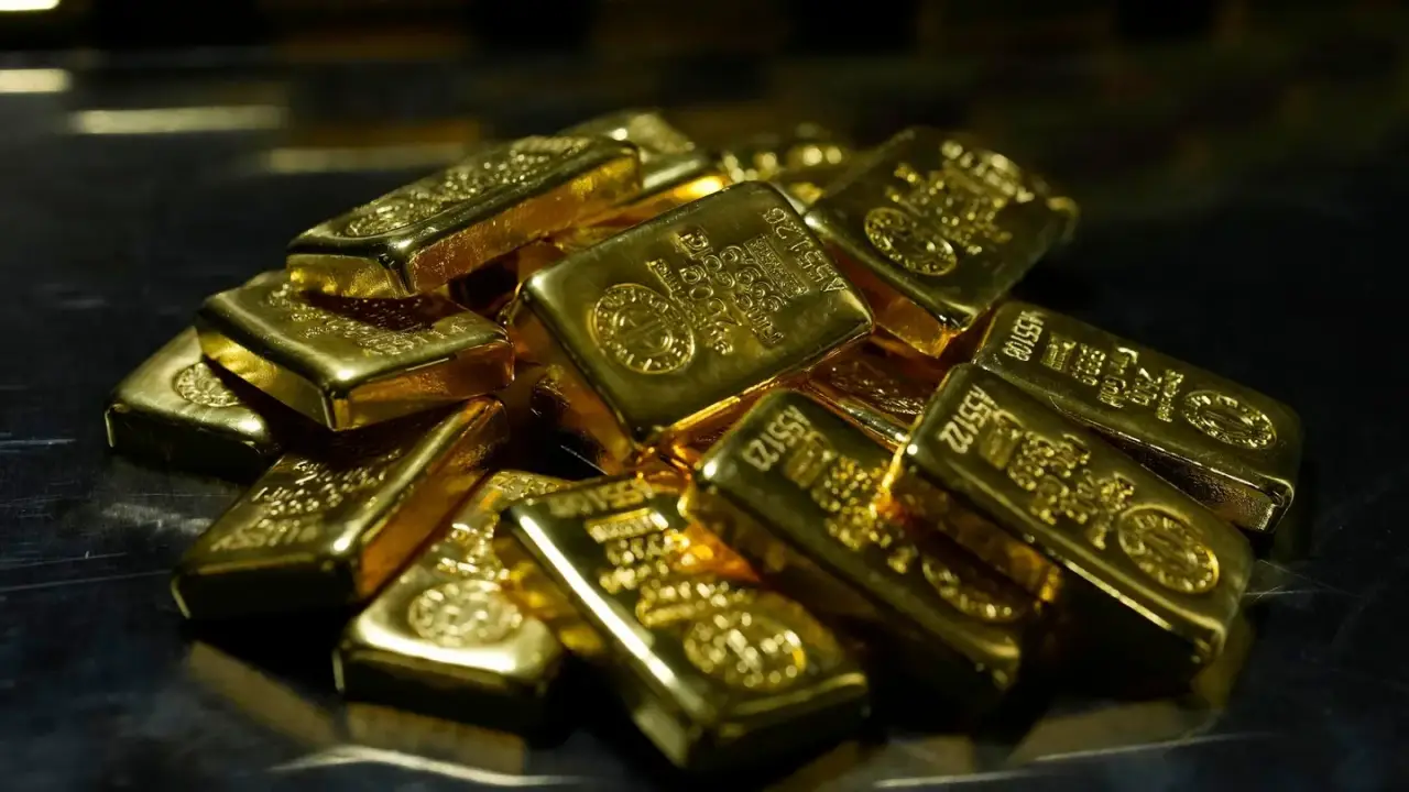 Los precios del oro y la plata caen a mínimos de siete meses