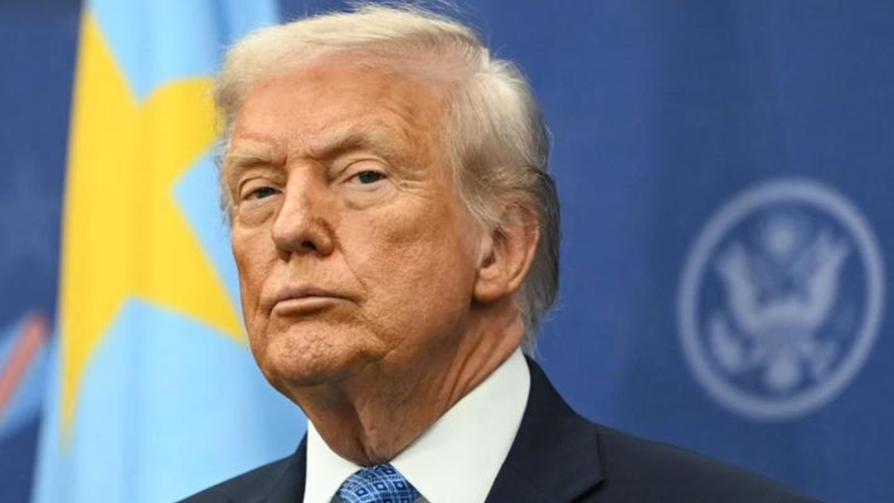 Índice de aprobación de Trump se mantiene estable en 37%