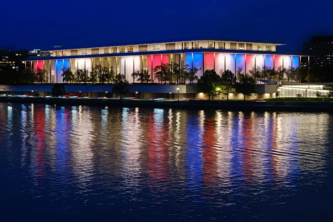 Paquete en el Kennedy Center para el 4 de julio cuesta 25,000 dólares