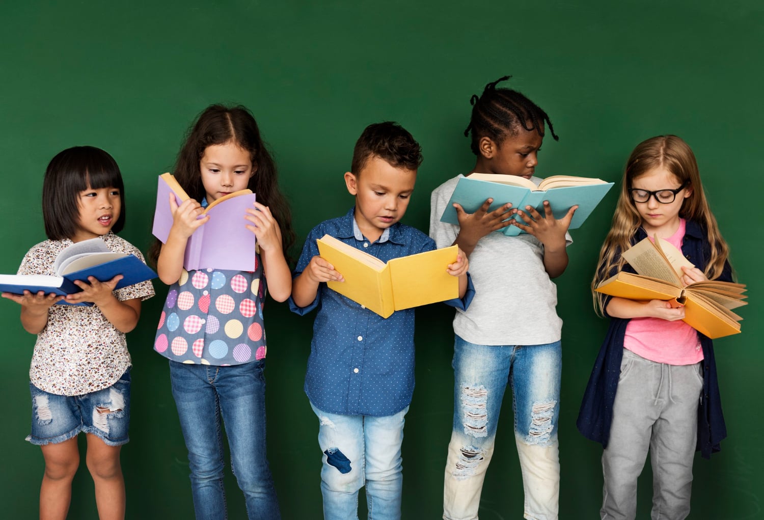Leer por placer desarrolla la empatía en los niños, pero cada vez menos de ellos eligen libros simplemente por diversión