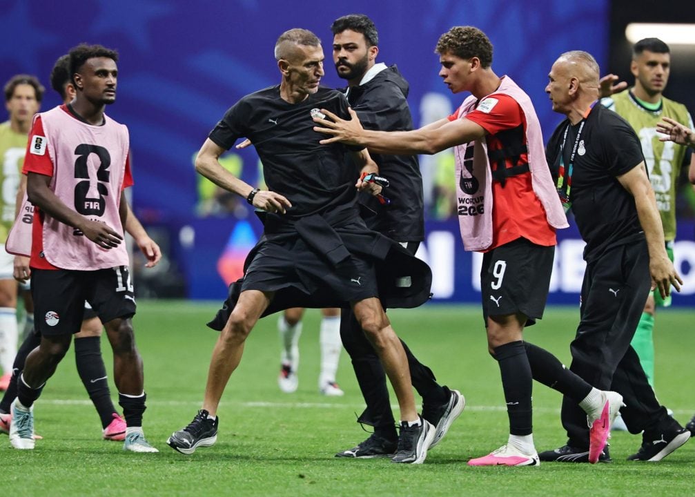 El jefe de arbitraje de la FIFA rechaza las acusaciones de parcialidad en la victoria de Argentina sobre Egipto