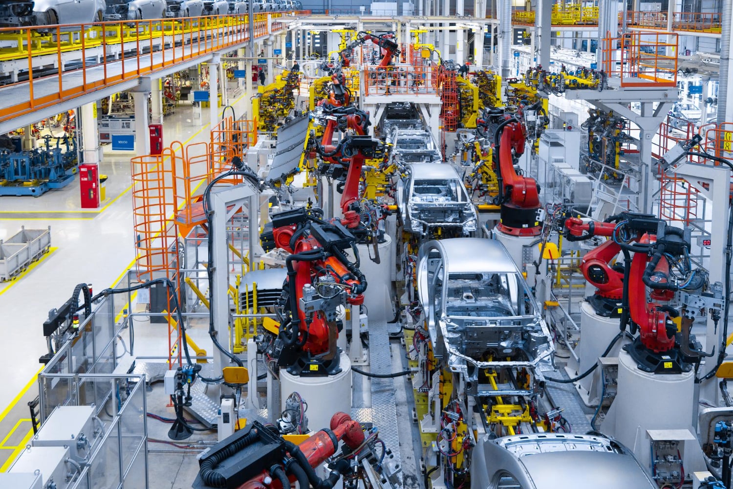 Trump presume traslado de producción automotriz a EU