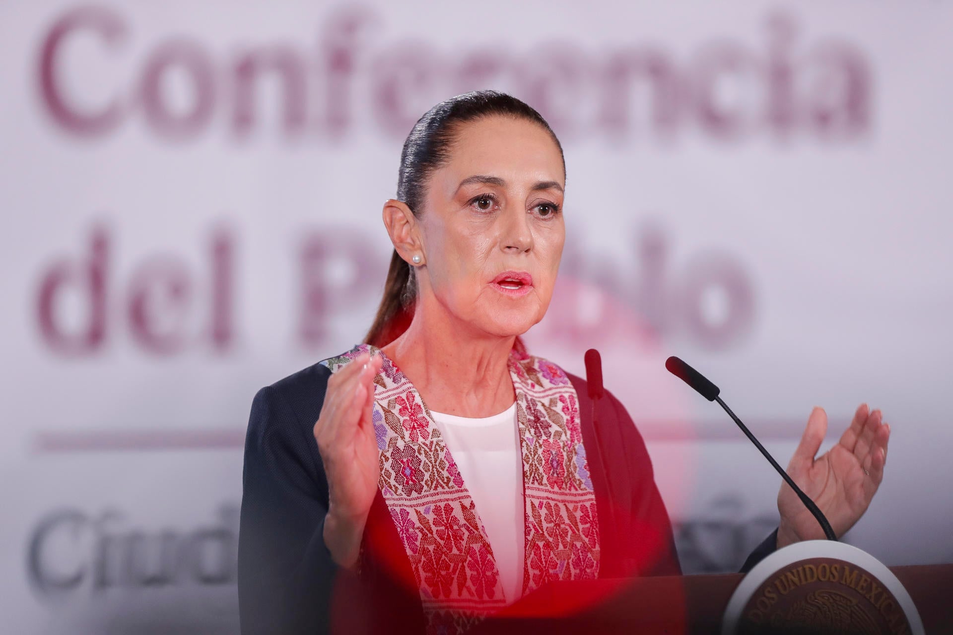 Sheinbaum subraya que México es ‘seguro’ ante alerta emitida por Reino Unido