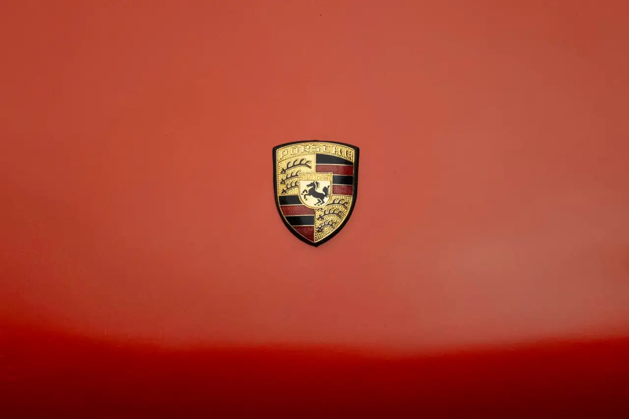 Porsche recortará puestos de trabajo debido a problemas en China y vehículos eléctricos