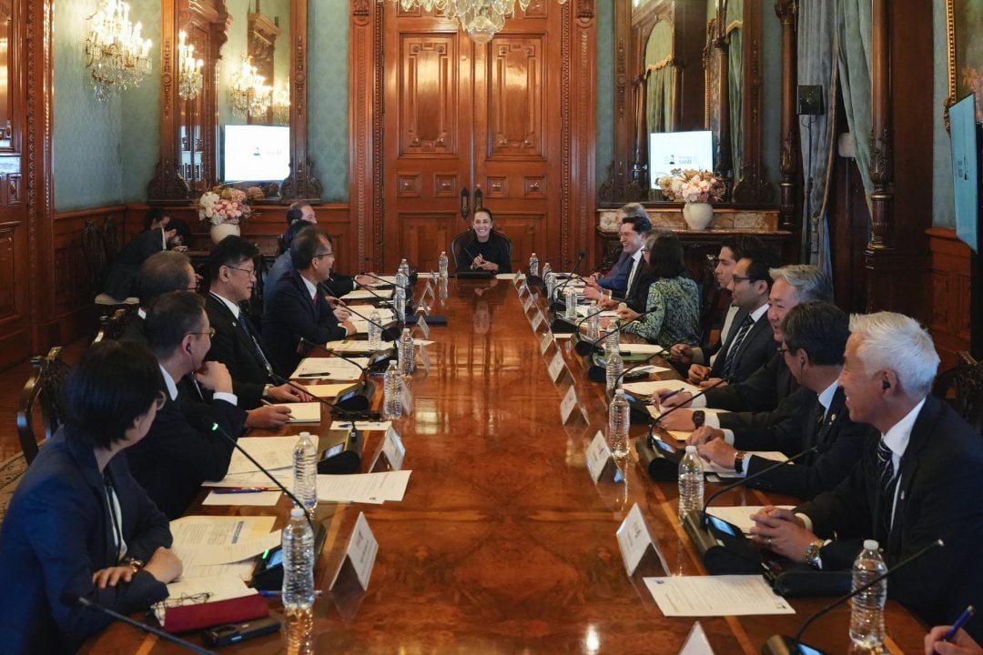 Sheinbaum recibe a representantes empresariales de Japón en Palacio Nacional