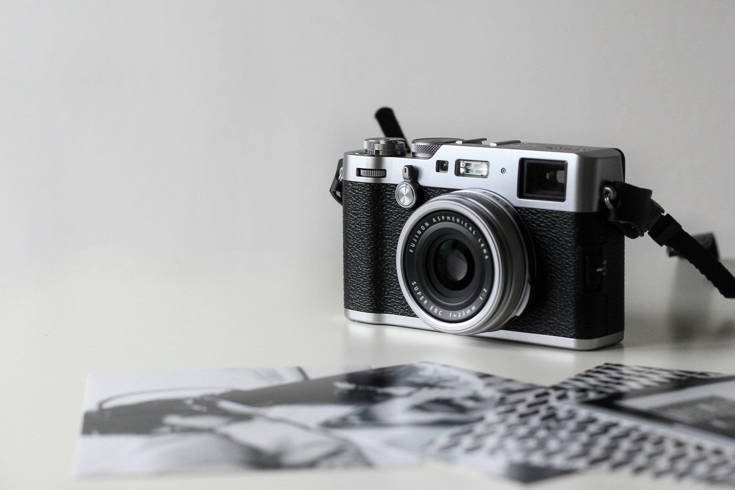 Por qué la Generación Z se está enamorando de la fotografía analógica