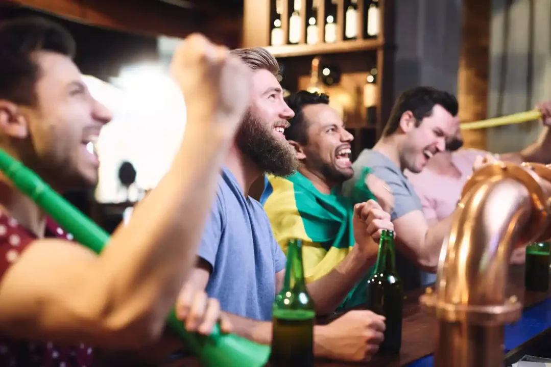 Pubs ingleses extenderán cierre hasta las 5 am para el partido contra México