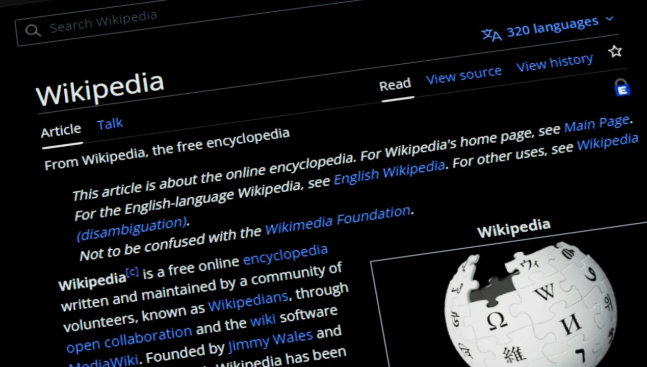 Lo que revelan 20 millones de bloqueos sobre la presión a la que están sometidos los voluntarios de Wikipedia